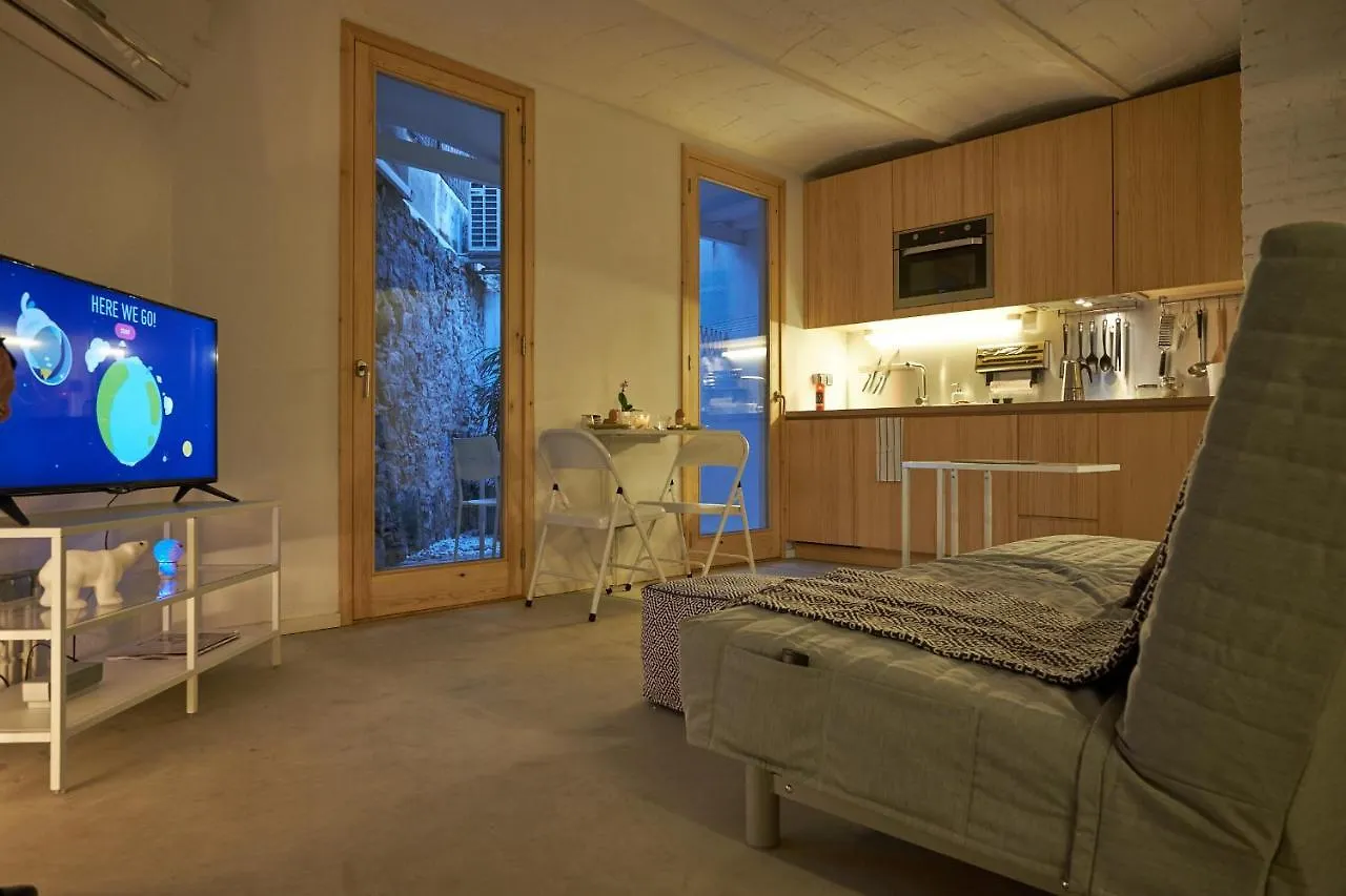 Lägenhet Luxury 1Br With Patio Near The Beach Barcelona