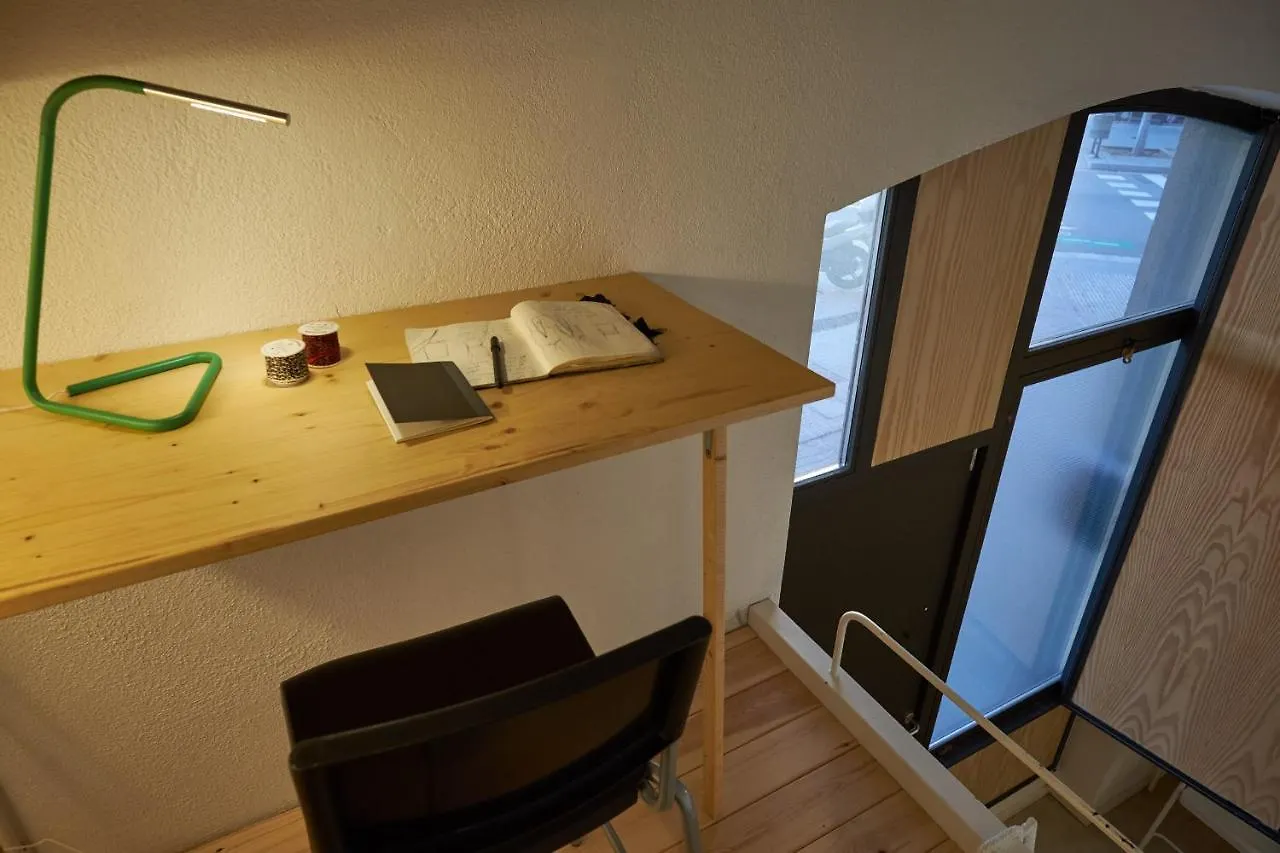 Luxury 1Br With Patio Near The Beach Barcelona Apartment